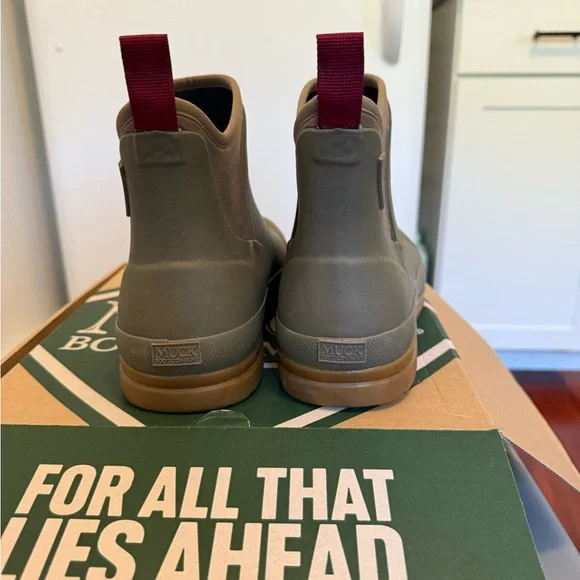 Muck Boot Company Green Ankle Boots like new size 9 - Picture 8 of 8